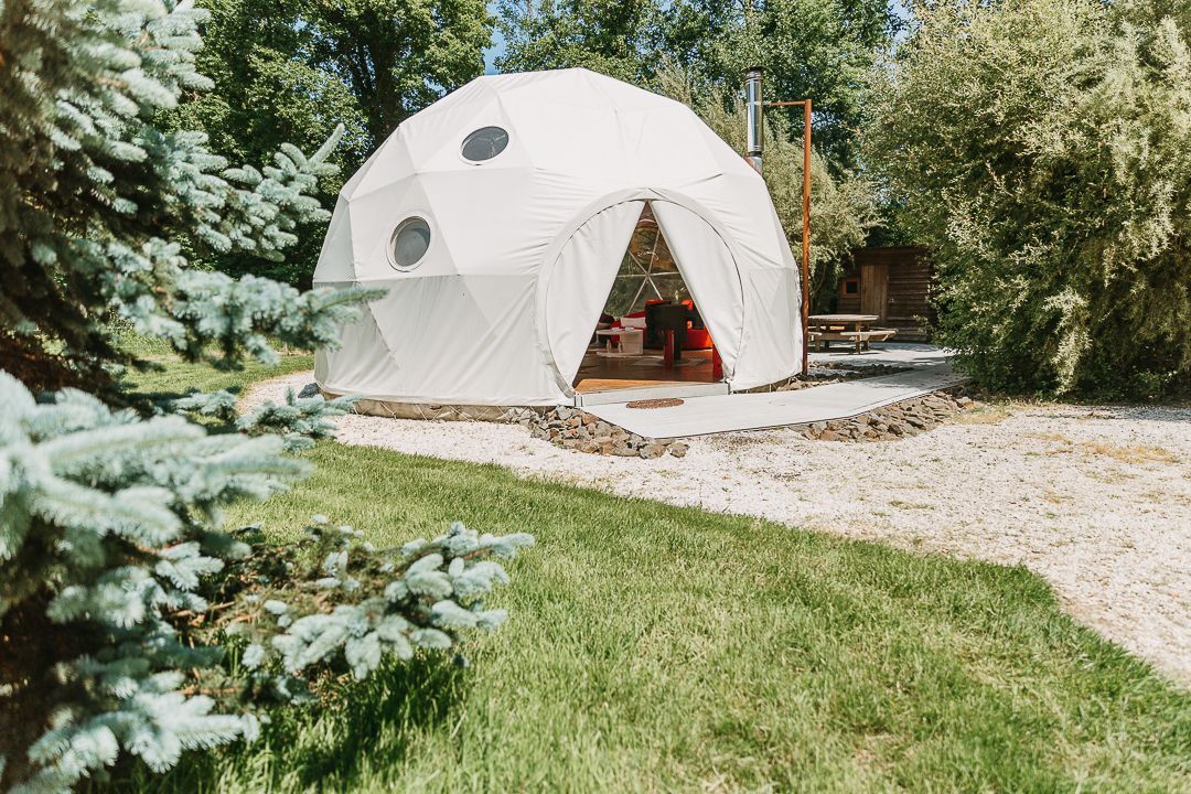 Une nuit en igloo, dans les C&ocirc;tes d'Armor en Bretagne, &ccedil;a vous dit ?